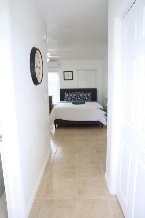 Singer Island Inn/ Deluxe Studio West Palm Beach Exterior photo